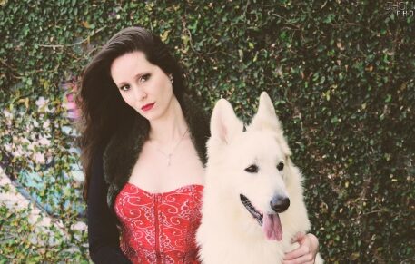 ISABELA TANITA: debut álbum será lançado mundialmente no dia 1º de outubro