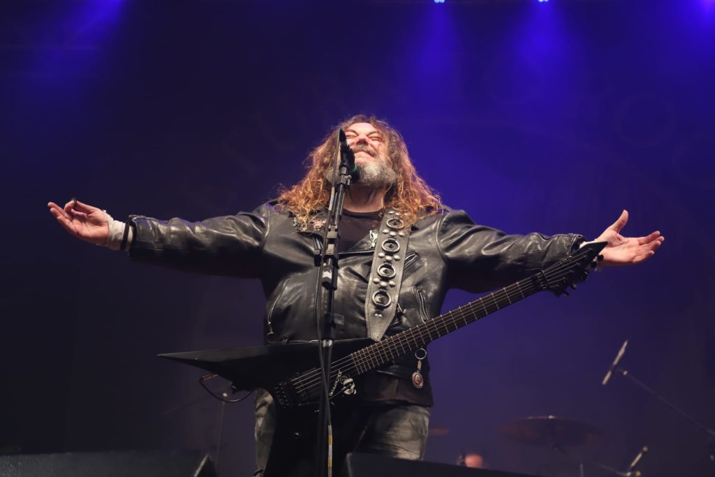 MAX CAVALERA considera fazer turnês de “Bestial Devastation”, “Morbid Visions”, “Schizophrenia” e “Chaos A.D.”