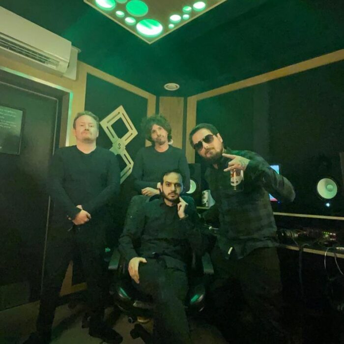 D’SKINFUL: banda divulgará data de lançamento de single de estreia em breve