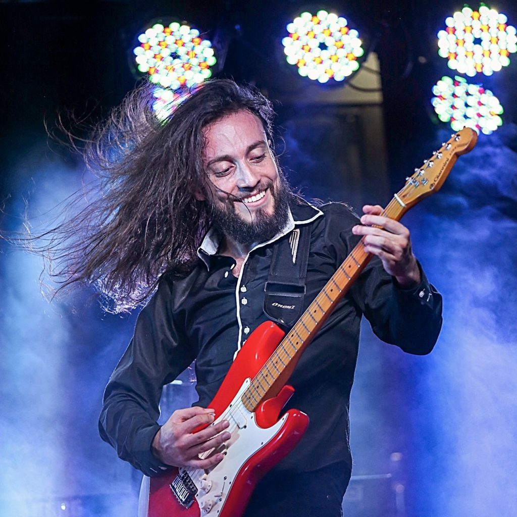 RENAN LOURENÇO: divulgados próximos shows para o mês de novembro