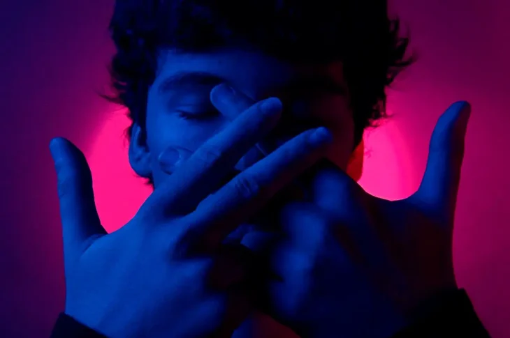 ⚡ Daniel Fonseca lança 33: single marca nova fase, une peso e melodia e presta homenagem pessoal ao número que o acompanha desde criança