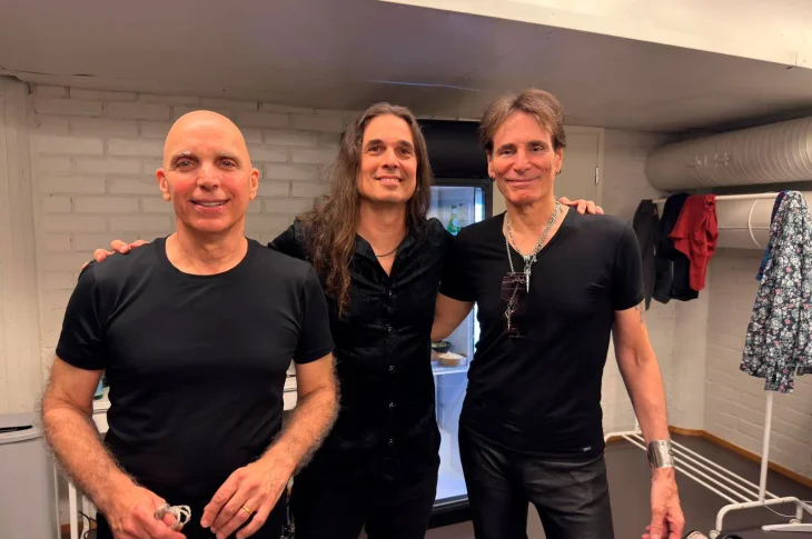 Kiko Loureiro participa de jam com Joe Satriani e Steve Vai na Finlândia