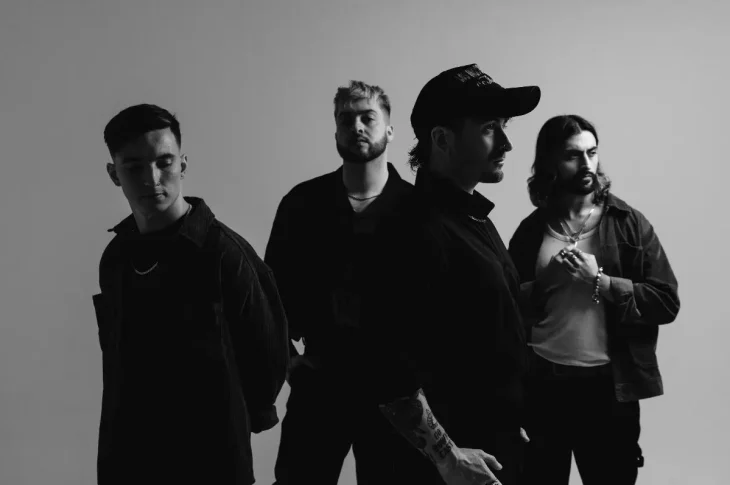 ⚡ Shields: lança clipe emocionante para o novo single “Red & Green”.