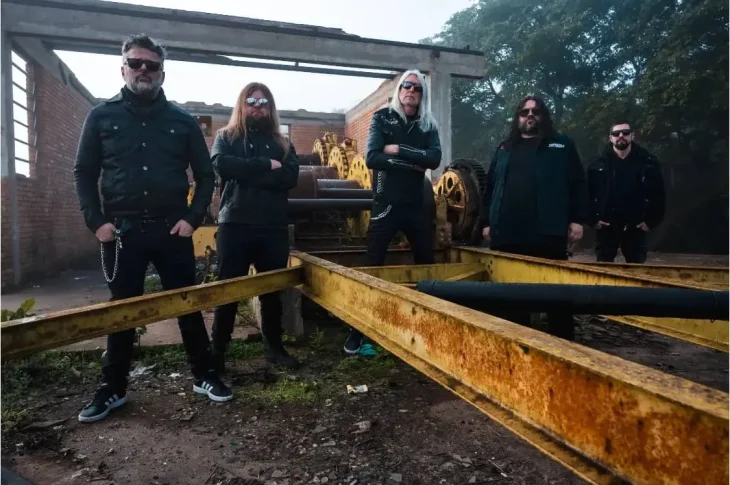 ⚡Distraught: transforma tragédia em denúncia no videoclipe “Extermination Of Mother Nature”.