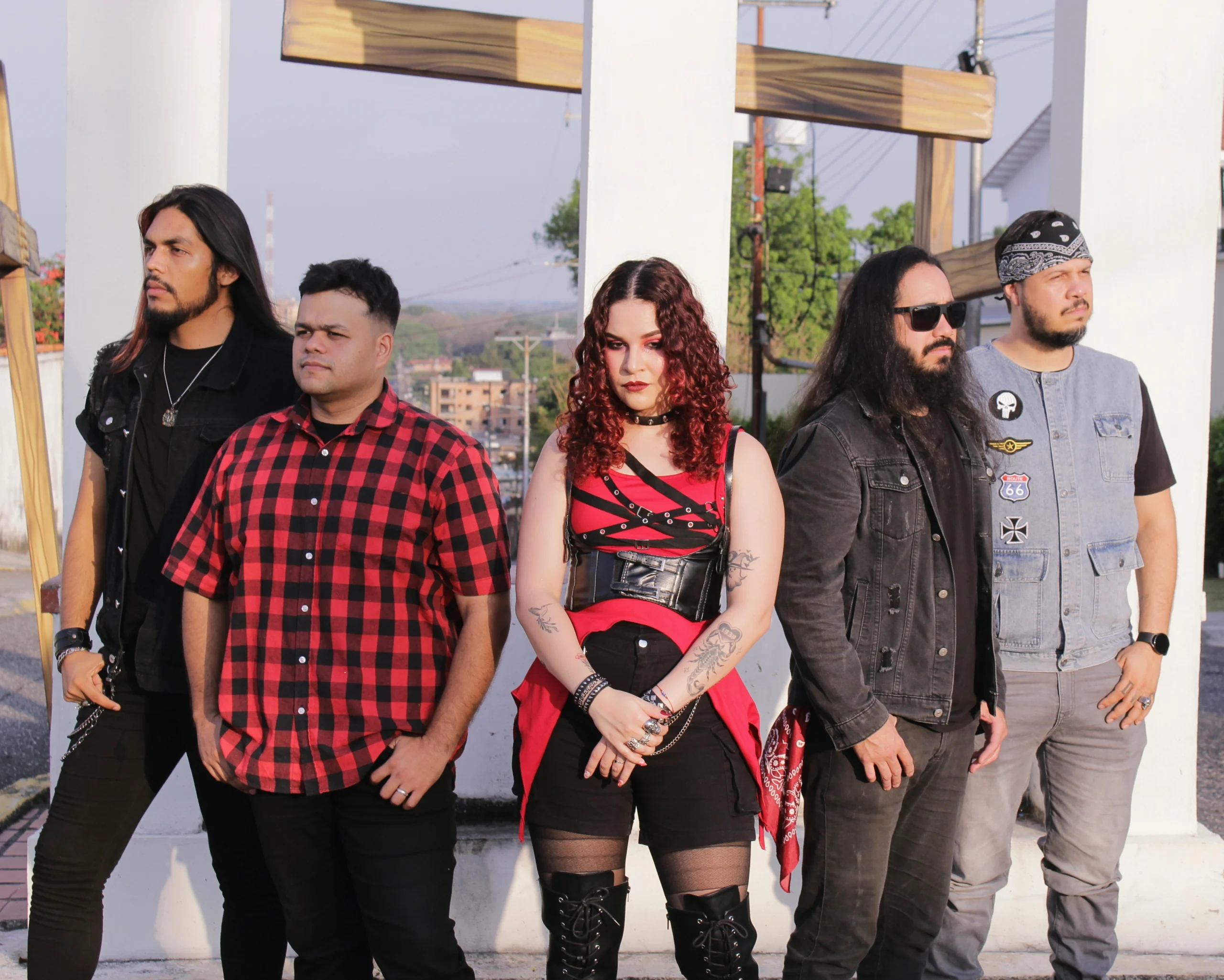 ⚡"Lienzo" El Despertar Conceptual de Hooks y su EP "Entes": Metal Alternativo con Sello de Exportación desde Venezuela.