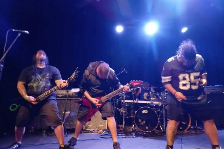 ⚡ Bajozero: 30 Años de Death Metal Cruzando Fronteras Nacionales en Venezuela.