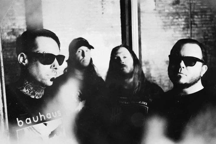 ⚡ Anagnorisis: rompe una década de silencio con «Caregriever» y presenta «Choke».