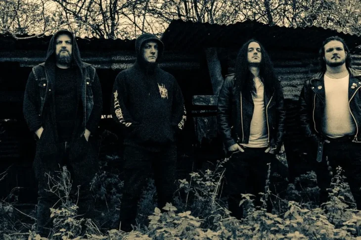 ⚡ Bruul: se sumerge entre Black Metal, Doom y oscuridad ritual en su EP debut.
