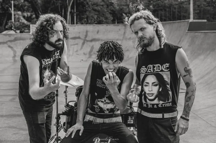 ⚡ Forget Everything: convierte conflictos, excesos y autodestrucción en «Disgrace In My Fate», su álbum debut.