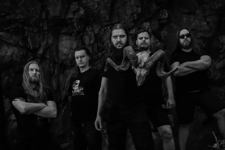 ⚡ HELL: recorre dos décadas de Metal ucraniano en el documental «20 Years Our Own Way».