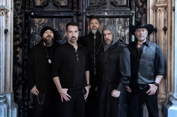 ⚡ In Domine: emprende un viaje cósmico entre Heavy Metal, Doom Metal y atmósferas progresivas con «The Traveler».