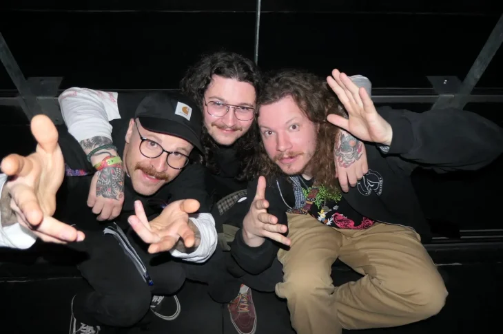 The Infernal Sound Of Light se sumerge en el caos con «Into The Bowels Of Light»