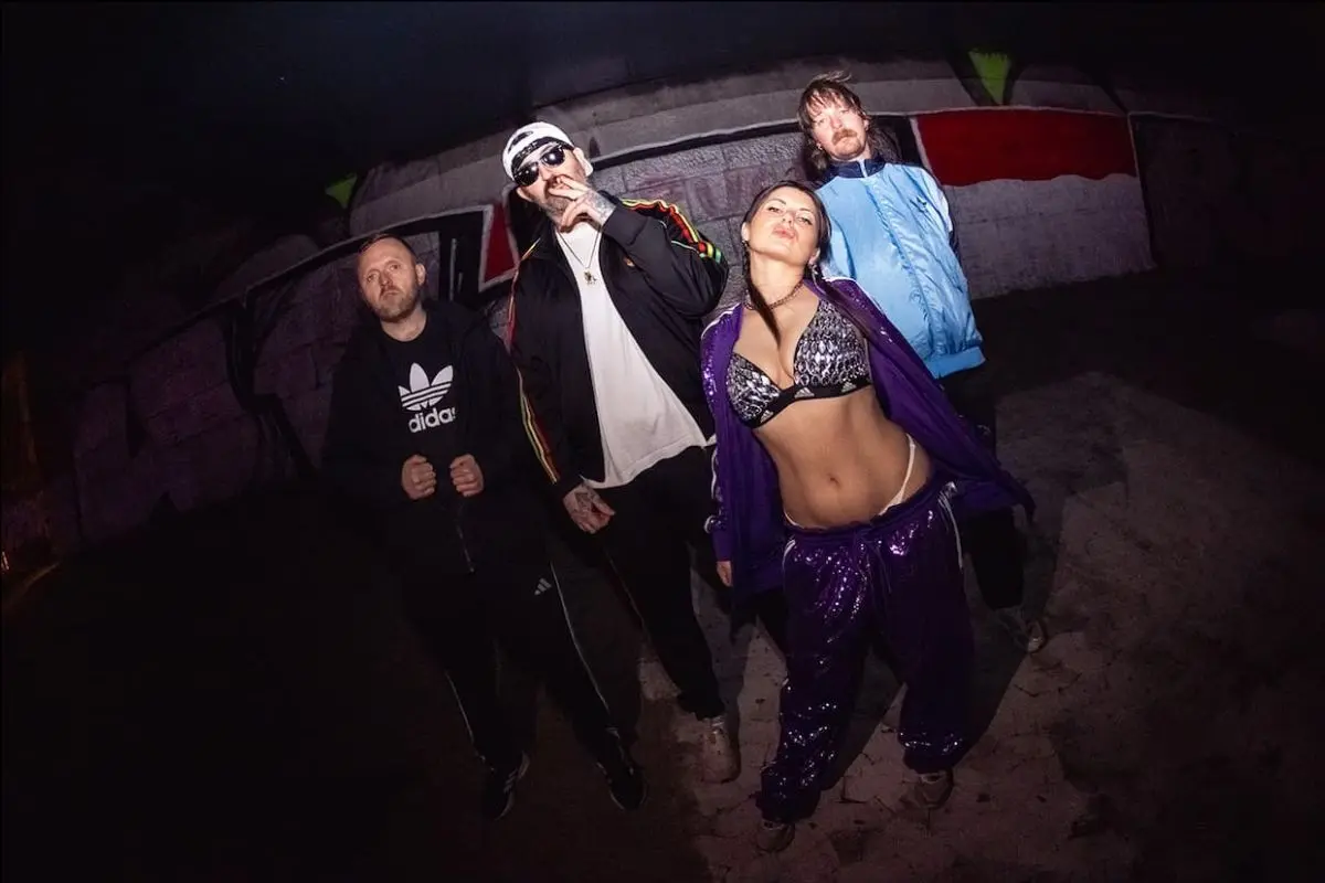 ⚡ Blood Command: estrena «Tequila Sunrise», un explosivo sencillo de death pop entre el desamor y la rebeldía.