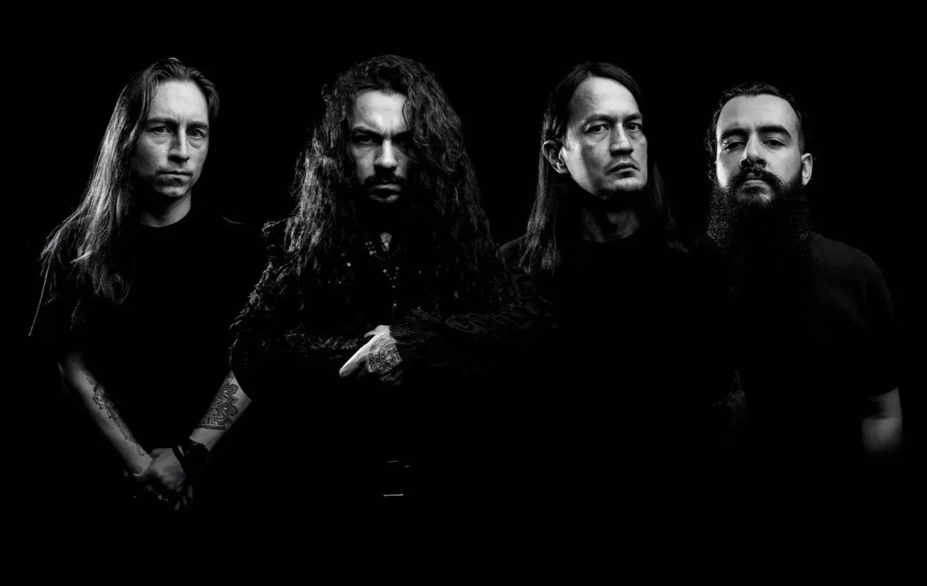 ⚡ Eshtadur: estrena «In Darkness All Shadows Gone» y completa su viaje conceptual con «Soy Real».