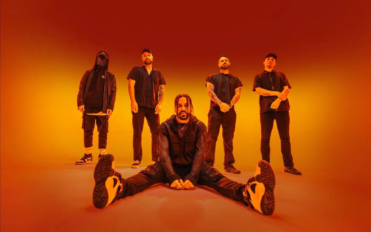 ⚡ VRSTY: estrena «dear whoever» y prepara la llegada de su nuevo álbum «ícon».